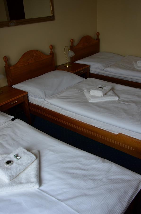 Hotel Napoleon Austerlitz Buitenkant foto