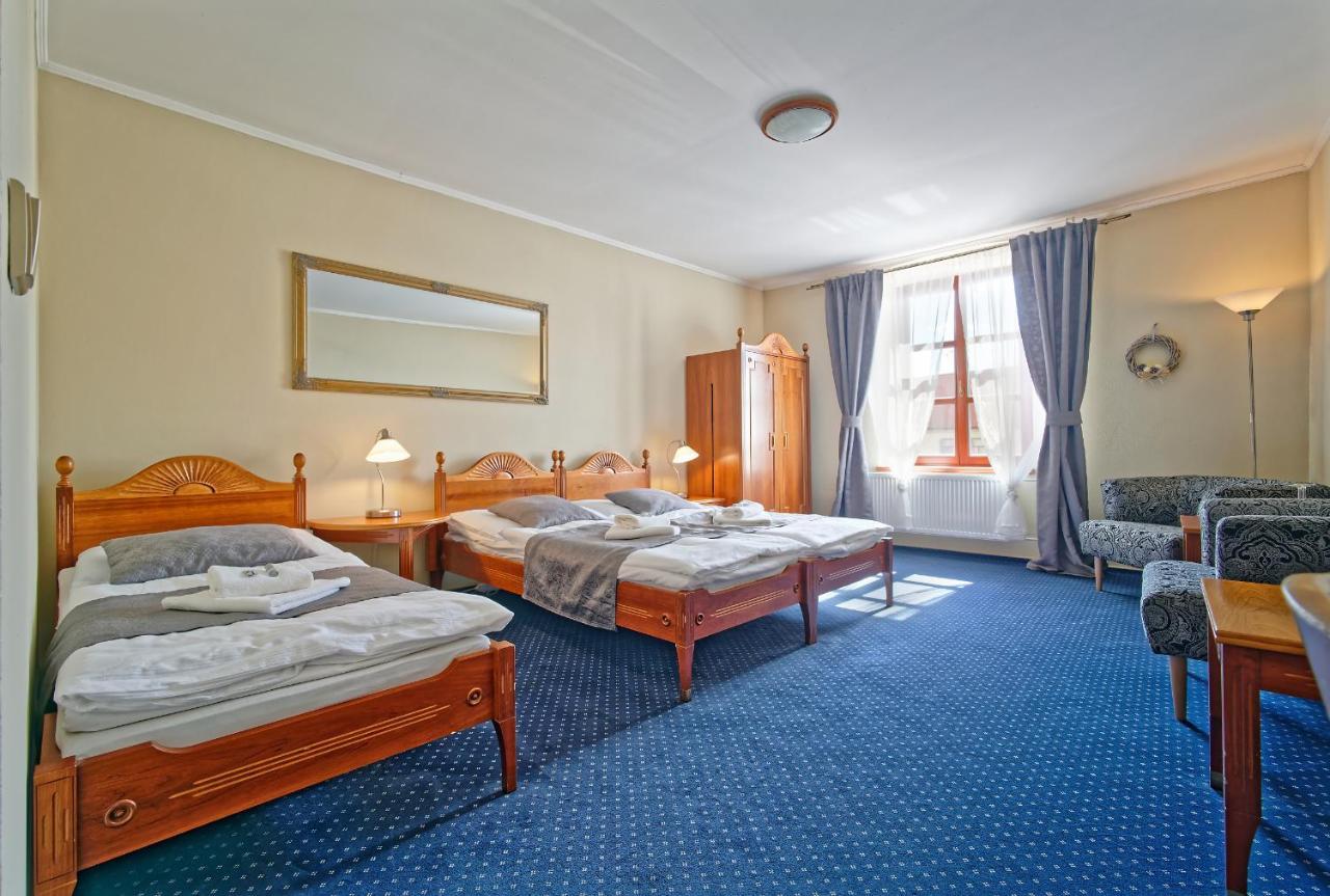 Hotel Napoleon Austerlitz Buitenkant foto