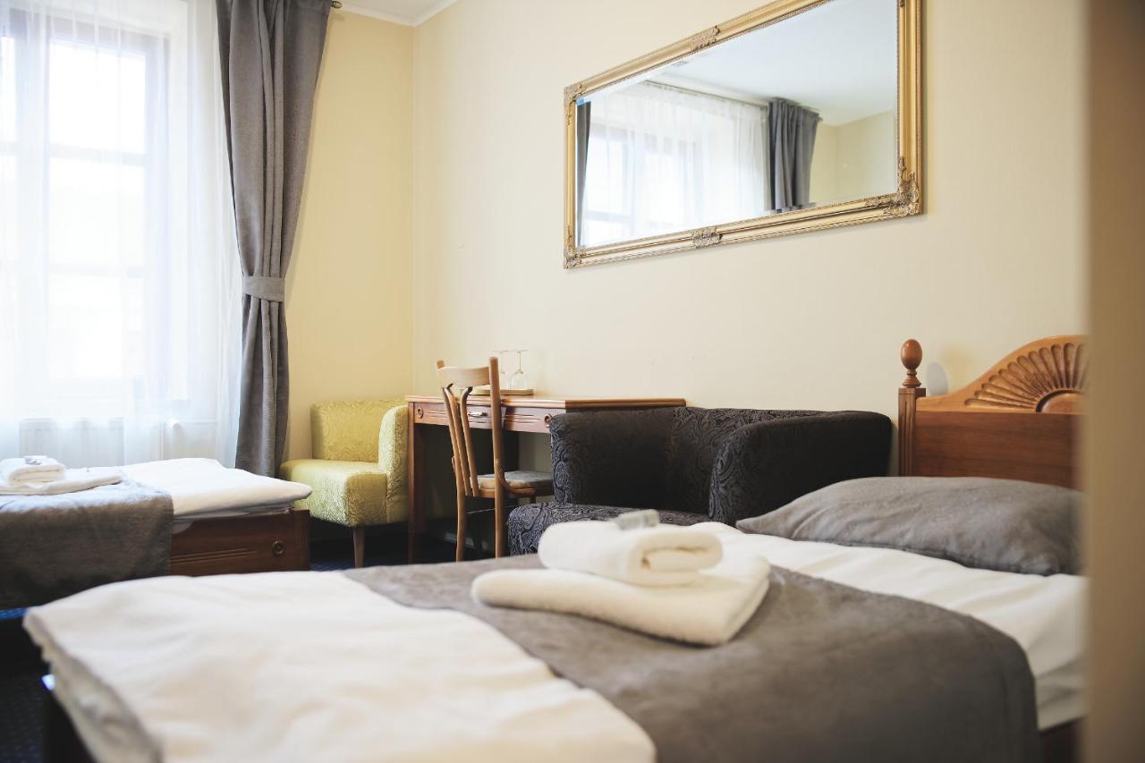 Hotel Napoleon Austerlitz Buitenkant foto