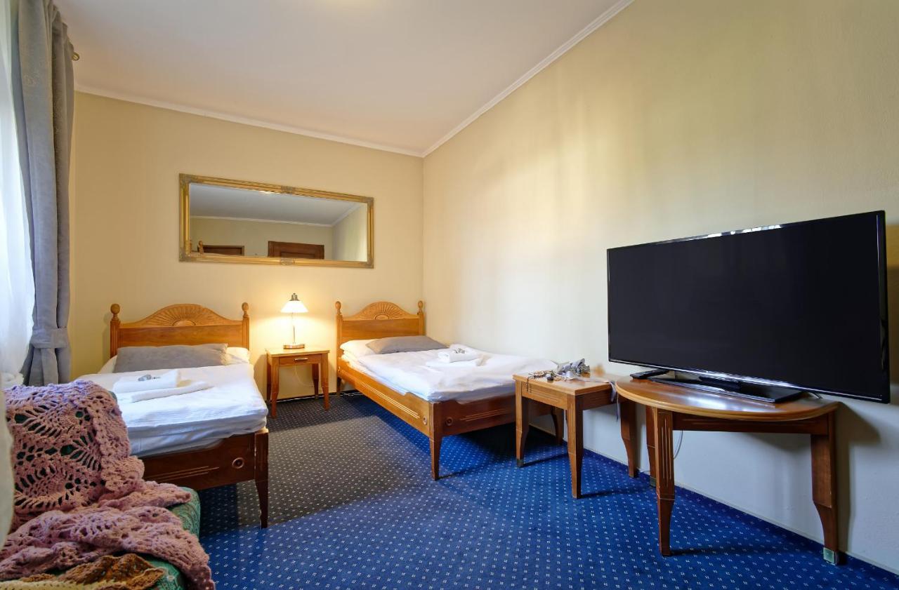 Hotel Napoleon Austerlitz Buitenkant foto