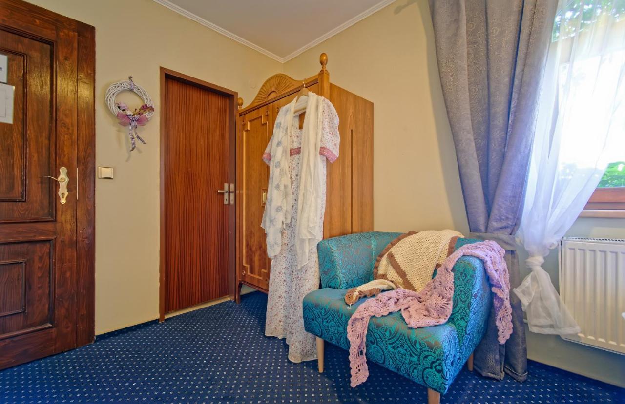 Hotel Napoleon Austerlitz Buitenkant foto