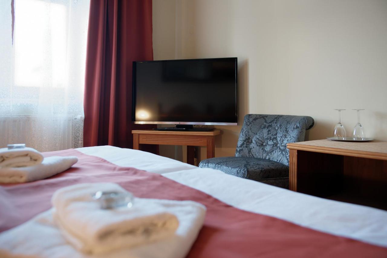 Hotel Napoleon Austerlitz Buitenkant foto